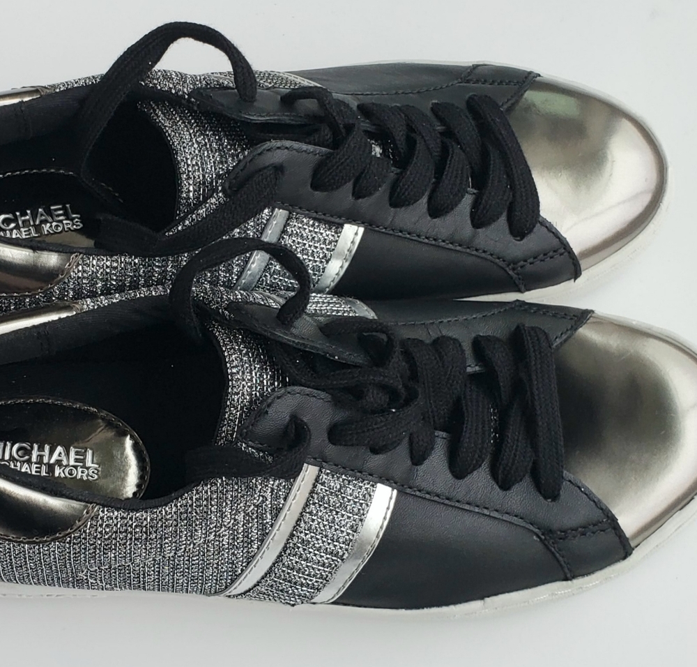BROWN MICHAEL KORS LACE UP SNEAKERS